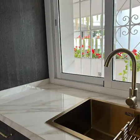Luxury Next To Puerto Banus - *